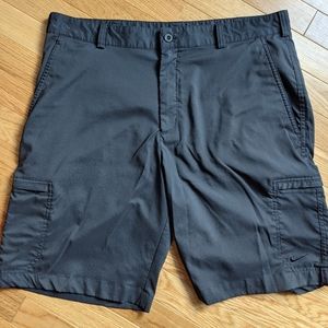 Nike Golf Shorts Size 34